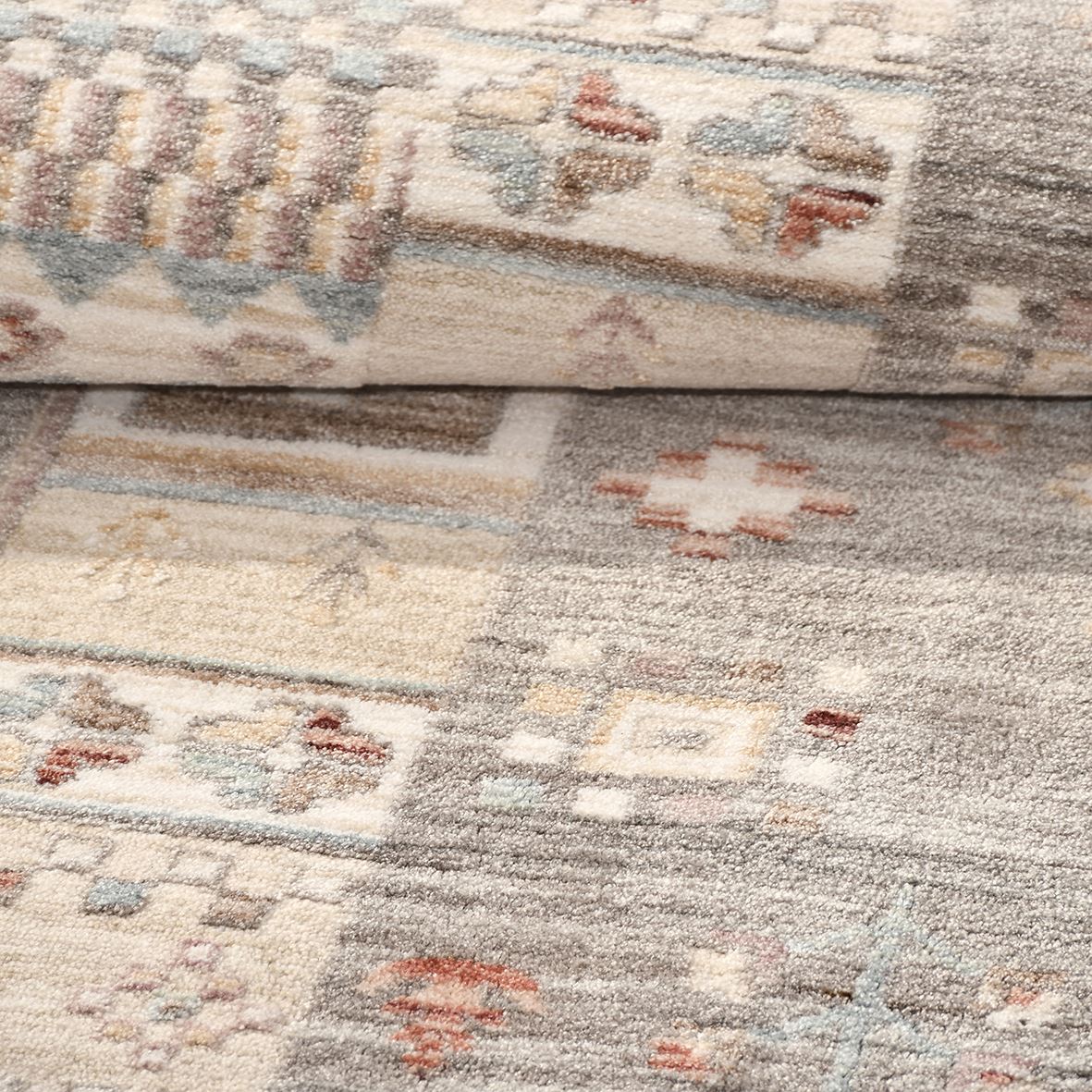 Arnomi Halı BYM02
