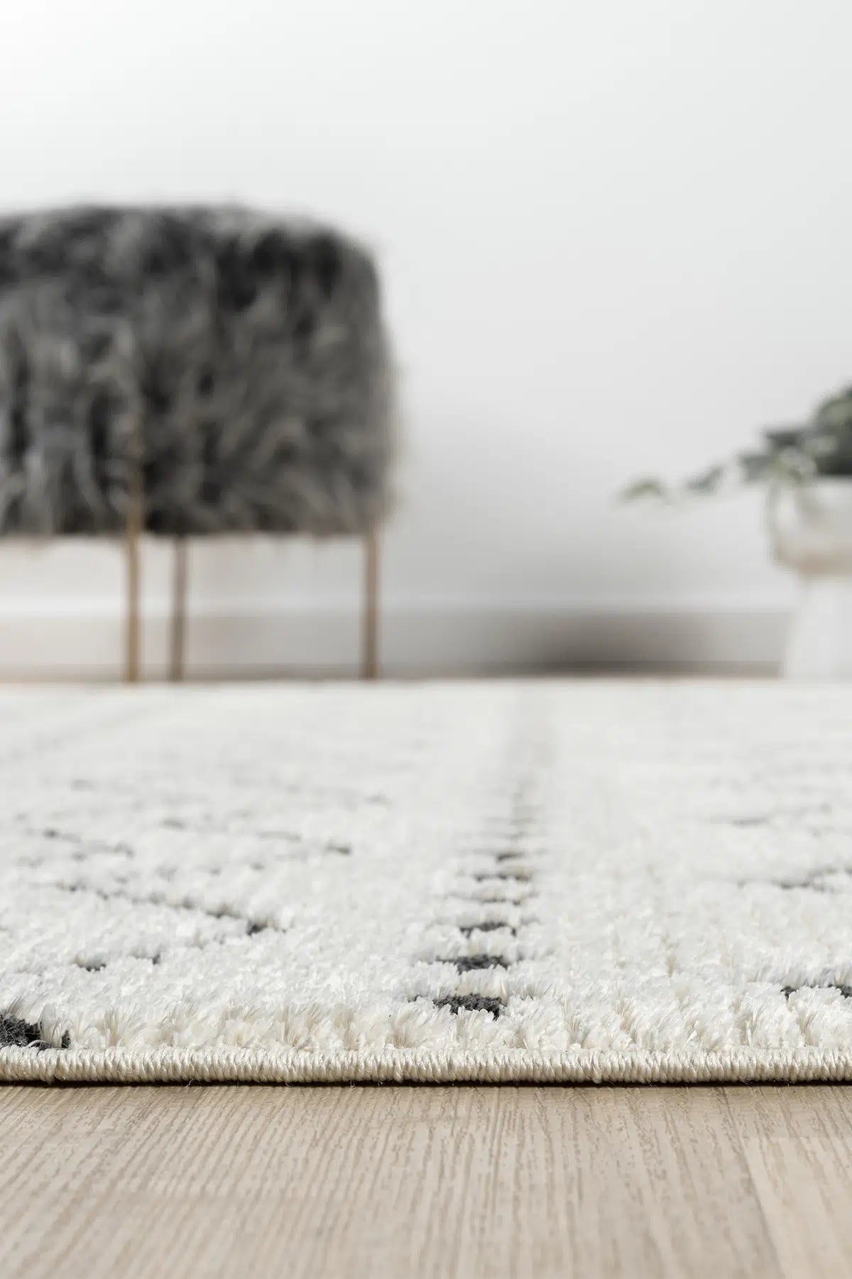 Matta Siyah Halı Salon Oturma Odası Çocuk Odası Yatak Odası Halısı